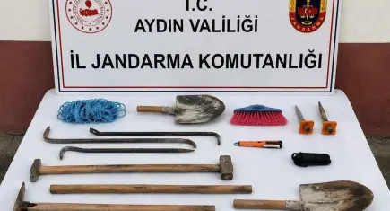 Aydın'da kaçak tarihi eser kazısına suçüstü