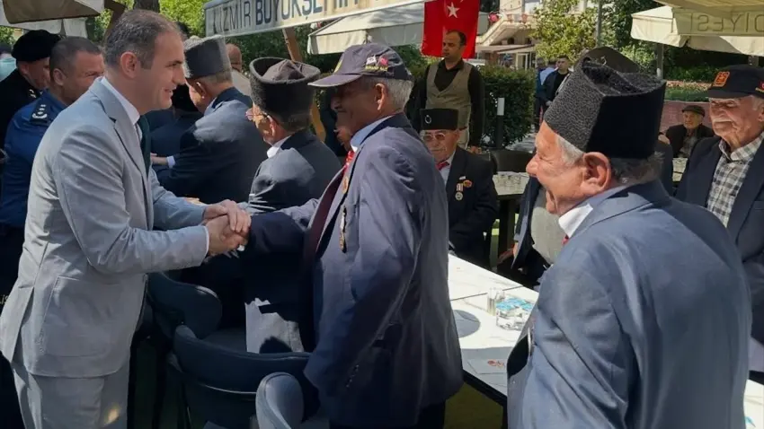 Bayındır’da bayramlaşma programı düzenlendi