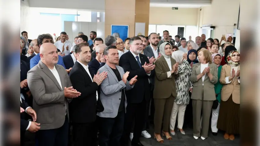 AK Parti İzmir bayramlaştı: Saygılı'dan birlik ve beraberlik mesajı