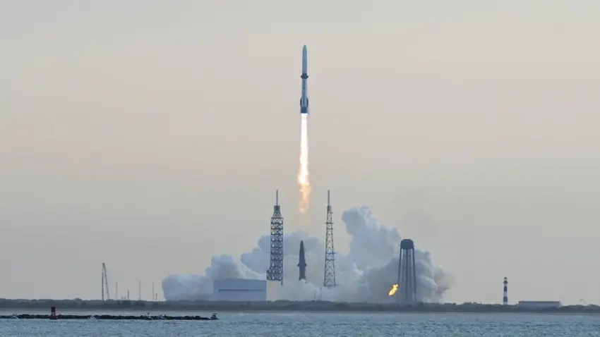 Blue Origin’in New Glenn roketi test sırasında infilak etti haberinin görseli