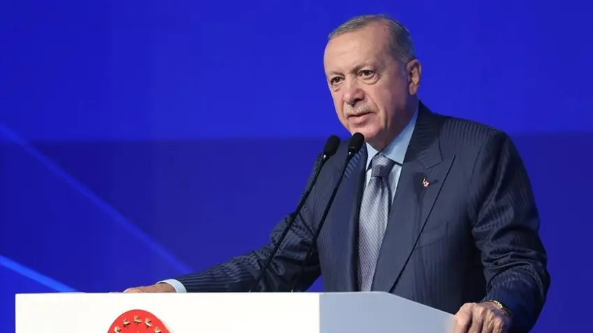 Cumhurbaşkanı Erdoğan'dan fetih mesajı: İstanbul'un fethi bir şehrin hayat bulmasıdır