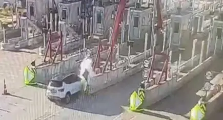 Gişe bariyerine çarpan otomobil takla attı: 1 ölü