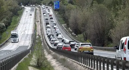 Yollarda bayram tatilinden dönüş yoğunluğu başladı