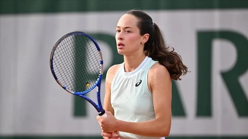 Zeynep Sönmez Roland Garros’a sakatlık nedeniyle veda etti haberinin görseli