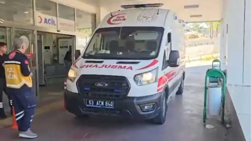 Bahçesinde gördüğü yılanı vurmak isterken av tüfeği ile 5 kişiyi yaraladı haberinin görseli