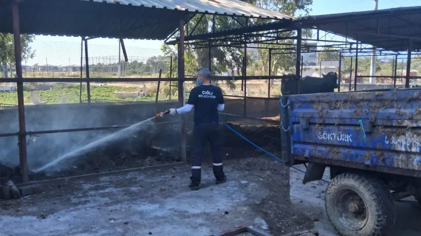 Çiğli Belediyesi’nden bayram boyunca temizlik seferberliği haberinin görseli