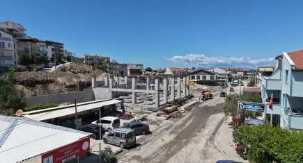 Dikili’nin yeni itfaiye binası hızla yükseliyor