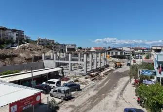 Dikili’nin yeni itfaiye binası hızla yükseliyor