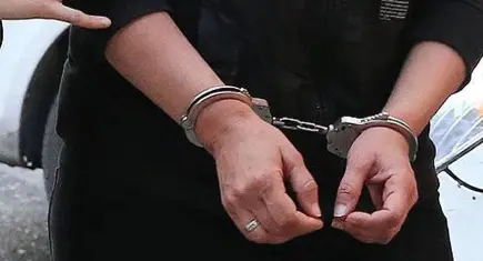 İzmir haber: 11 yaşındaki kızının müstehcen görüntülerini TikTok’ta paylaşan anne tutuklandı 