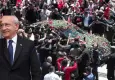 Kemal Kılıçdaroğlu 2,5 yıl aradan sonra CHP Genel Merkezi’ne geldi