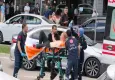 Bursa’da bıçaklı ‘yol verme’ kavgası: 1’i polis 5 yaralı