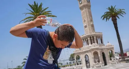 İzmir'de yaz sıcağı başlıyor: Termometreler 32 dereceyi görecek