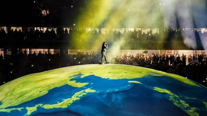 Kanye West’ten İstanbul’da tarihi gece: 118 bin kişi önünde dev konser haberinin görseli