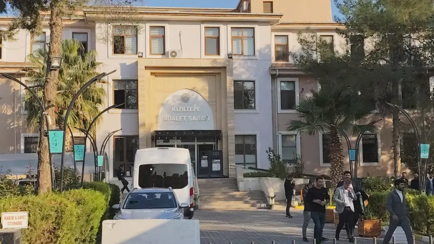 İki aile arasında yol verme kavgası çıktı: 3 kişi hayatını kaybetti haberinin görseli