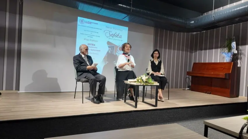 İzmir’de anlamlı etkinlik: Şefika görme engellilerle buluştu haberinin görseli