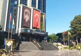 Buca Belediyesi'ne yönelik ‘yolsuzluk’ operasyonunda gözaltı sayısı 54'e çıktı