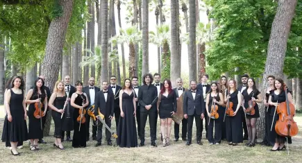 İzmir Büyükşehir Belediyesi’nden kentin müzik yaşamına iki yeni orkestra