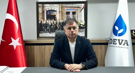 DEVA Partisi İzmir’de İl Başkanı Uygur görevinden ayrıldı