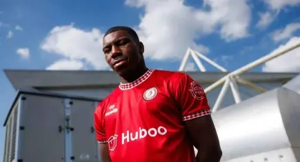 Göztepe, Sinclair Armstrong transferini 1,5 milyon sterline bitirdi