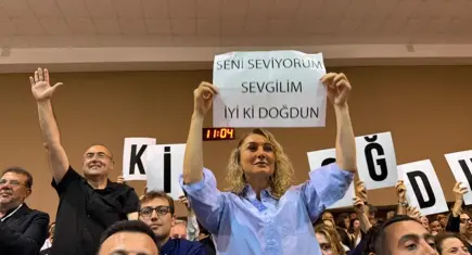 İBB davasında 44’üncü duruşma: Ekrem İmamoğlu’nun doğum gününde pankart açıldı
