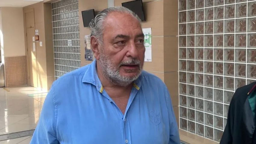 Reha Muhtar yaşamını yitirdi haberinin görseli