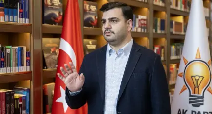 AK Partili İnan'dan Cemil Tugay'ın atık sorunu açıklamasına tepki