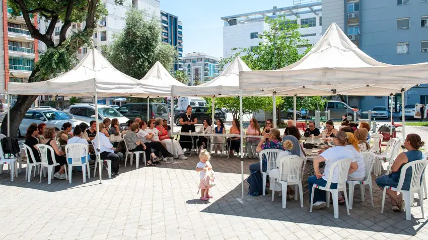 Karşıyaka’da kadın dayanışması yeniden mahallelere taşındı haberinin görseli