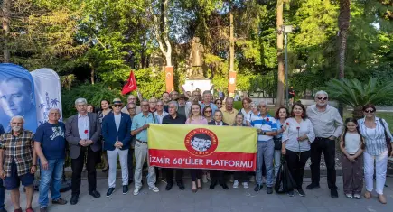 Nazım Hikmet, Konak’ta şiirleri ve özlemiyle anıldı
