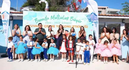 Yuvamız Çeşme’de minikler sertifikalarını aldı