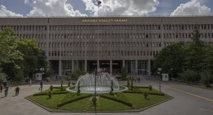 Ankara Adliyesi’ndeki UYAP skandalında karar: Savcı şifreleriyle dosya kapatan katibe 27 yıl hapis!
