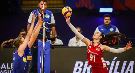 Filenin Sultanları Hollanda’ya 3-0 mağlup oldu