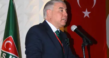 Karşıyaka'da genel kurul öncesi adaylık takvimi açıklandı