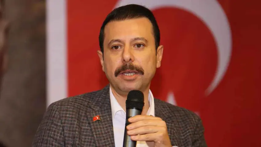 Kaya'dan Çeşme Projesi mesajı: Antalya İzmir'i 10'a, Muğla 4'e katladı haberinin görseli