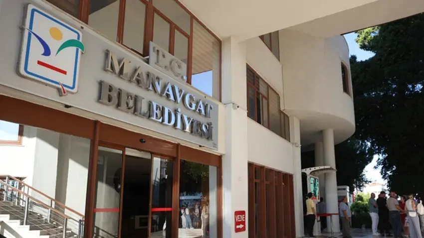 Manavgat Belediyesi soruşturmasında 3 gözaltı daha haberinin görseli