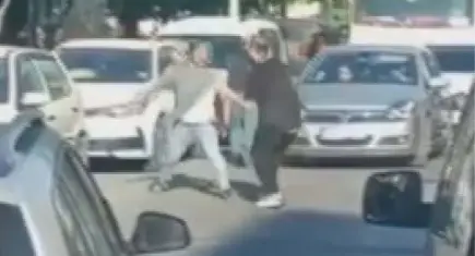 Sultangazi’de trafik kazası sonrası bıçaklı kavga: 1 ölü, 2 yaralı