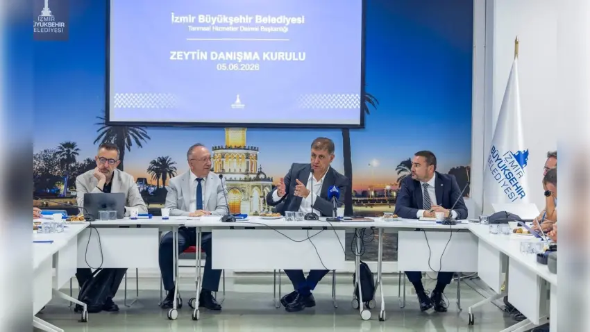 Başkan Tugay: Zeytinin değerini ekonomiye yansıtmalıyız haberinin görseli