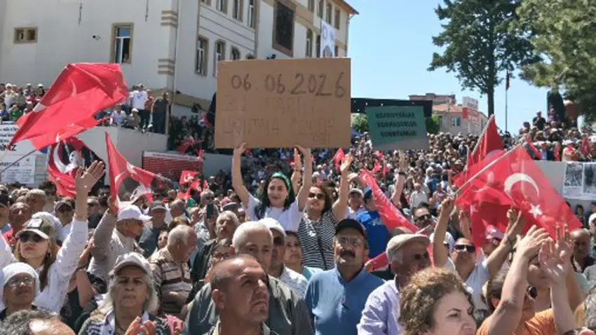 ozgür özel