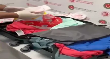 Bebek bezinden servet çıktı! Antalya Havalimanı'nda akılalmaz kaçakçılık