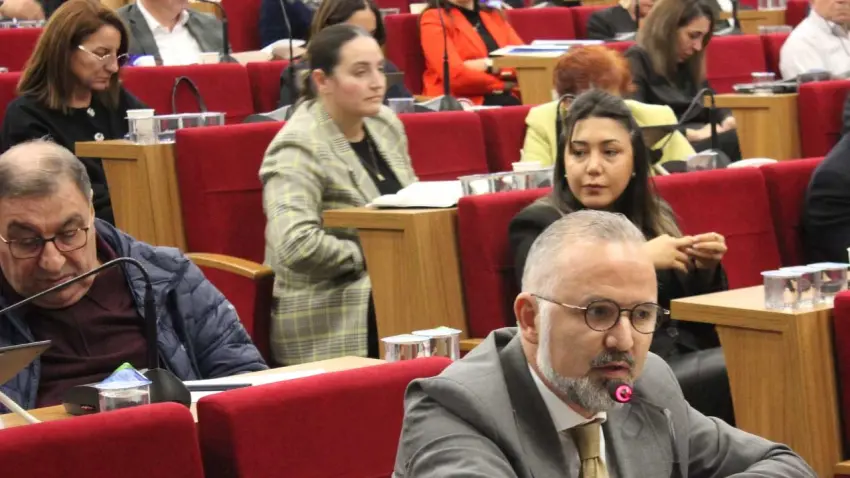 AK Partili Yıldız’dan çöp tesisi çıkışı: 5 başvurunuzda olumlu sonuçlandı haberinin görseli