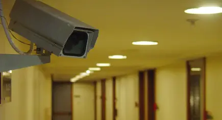 KVKK, iş yerleri ve apartmanlardaki güvenlik kameraları kullanımı konusunda uyardı
