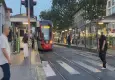 Tramvay durağında kahreden ölüm: 6 yaşındaki çocuk altında kaldı!