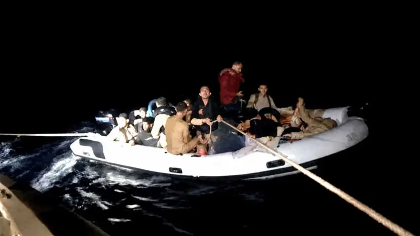 Urla'da 18 düzensiz göçmen yakalandı haberinin görseli