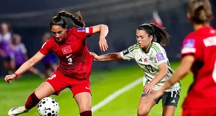 A Milli Kadın Futbol Takımı, Malta'yı 3-0 mağlup etti