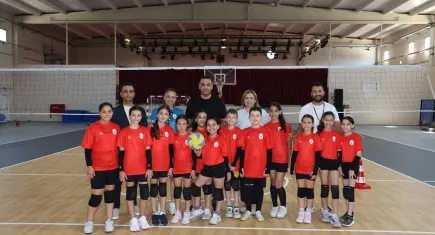 Çiğli’de Atatürk Kapalı Spor Salonu yenilendi