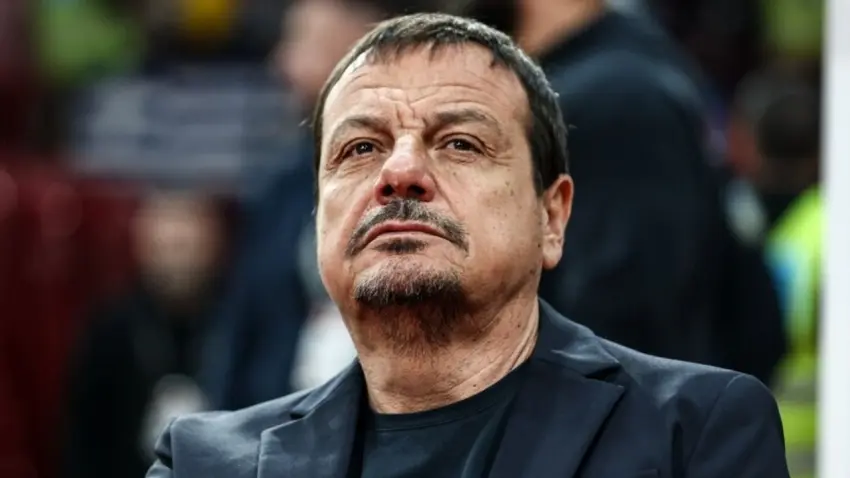 Ergin Ataman’dan Olympiakos taraftarlarına tepki haberinin görseli