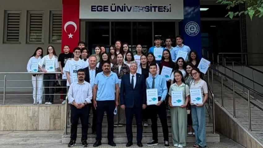 EÜ, Orhun Değişim Programı öğrencilerine veda etti haberinin görseli