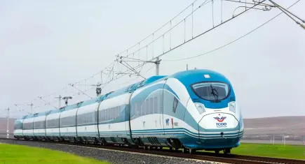 Ankara-İstanbul YHT’de seyahat süresi kısalıyor: Ulaşım 3,5 saate düşecek