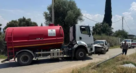 Ödemiş’te vidanjör ile otomobil çarpıştı: 1 yaralı