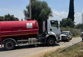 Ödemiş’te vidanjör ile otomobil çarpıştı: 1 yaralı