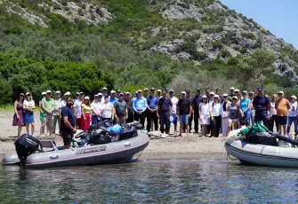 Urla’daki Koylarda Çevre Temizliği Seferberliği